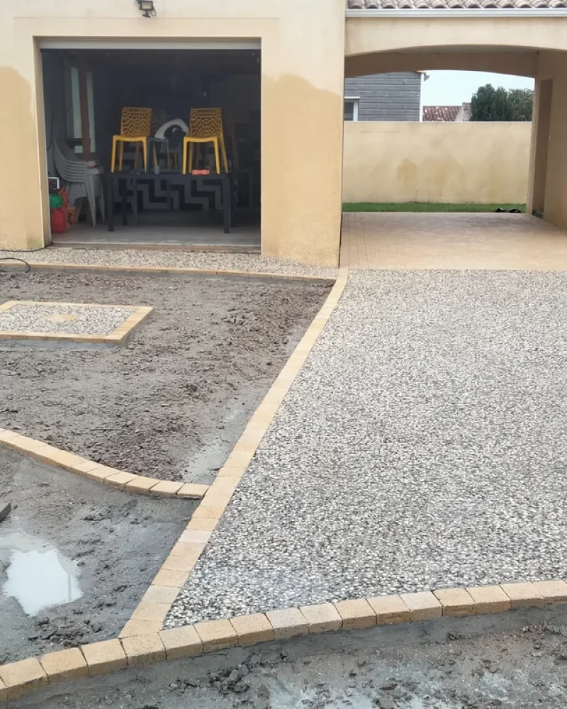 Réalisation de carrelage extérieur par Cire Concept Carrelage, carreleur à Talmont-Saint-Hilaire