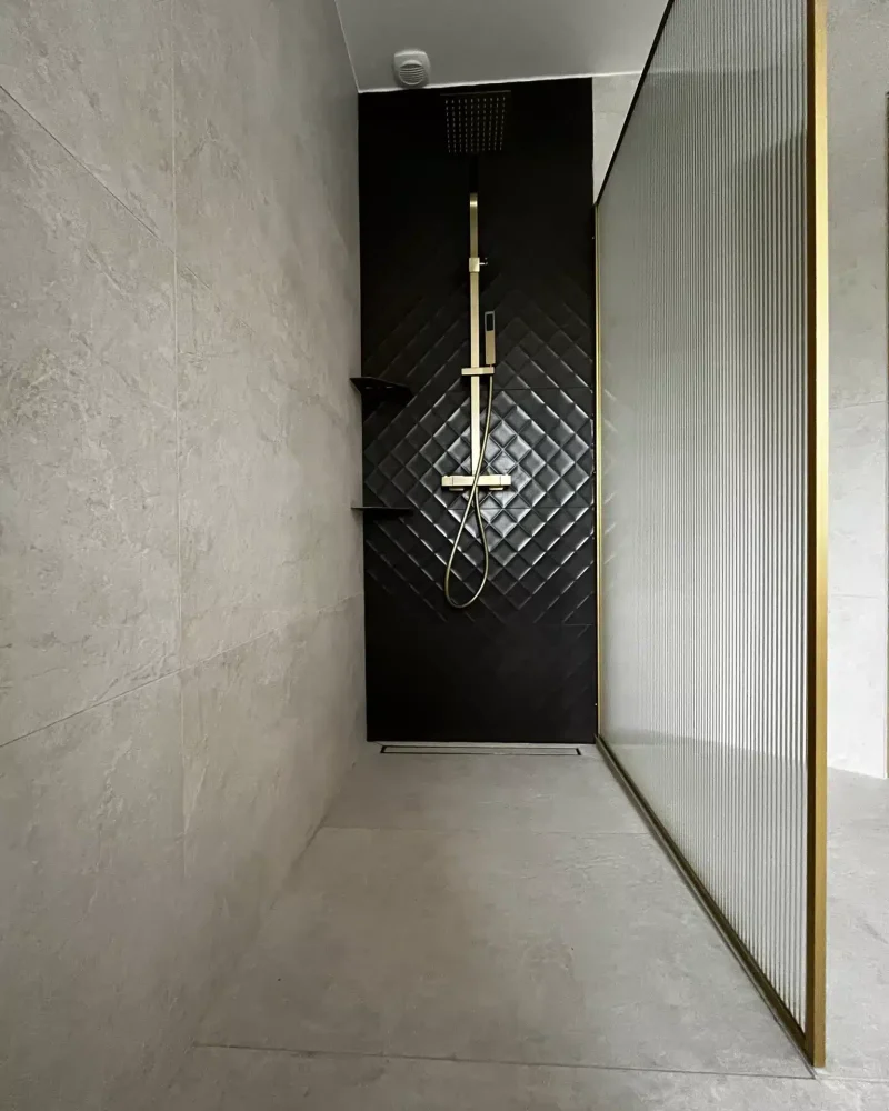 realisation-salle-de-bains-cire-concept-carrelage (5)