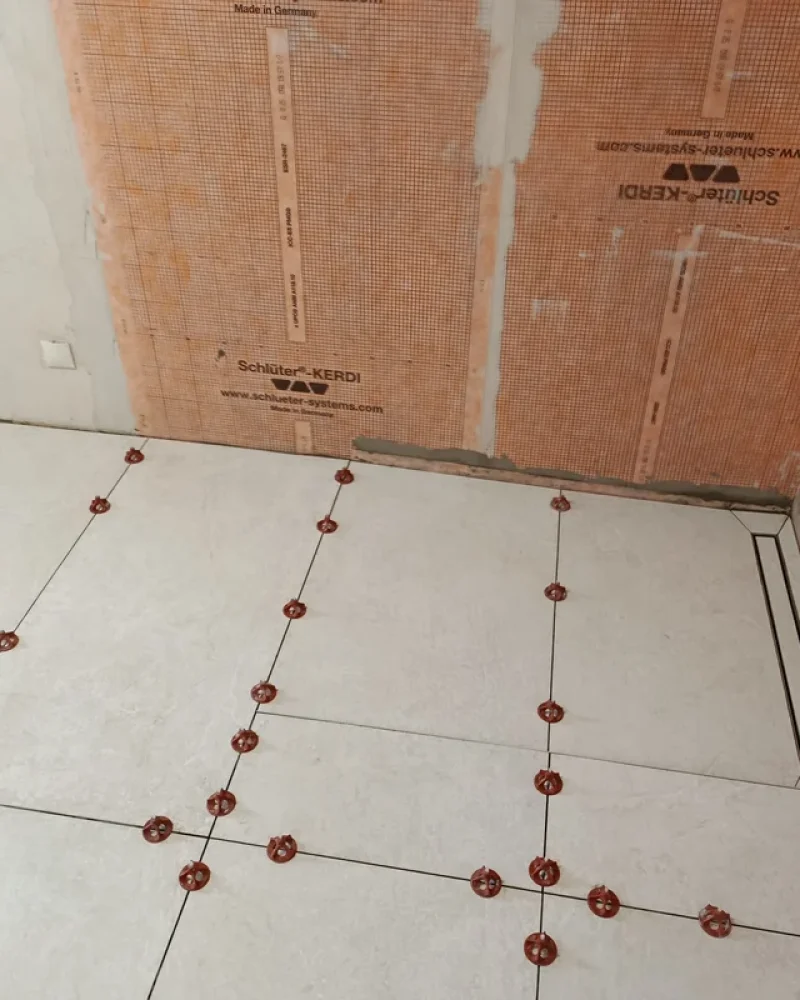 Réalisation de carrelage de salle de bains par Cire Concept Carrelage, carreleur à Talmont-Saint-Hilaire